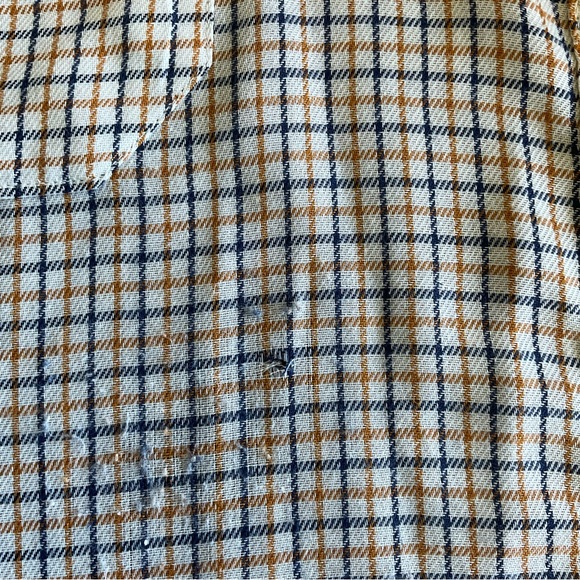VTG LL Bean Cursive Script Tag Button Up Work Shirt
USA
Men’s 16
White Gold Blue - Picture 8 of 9